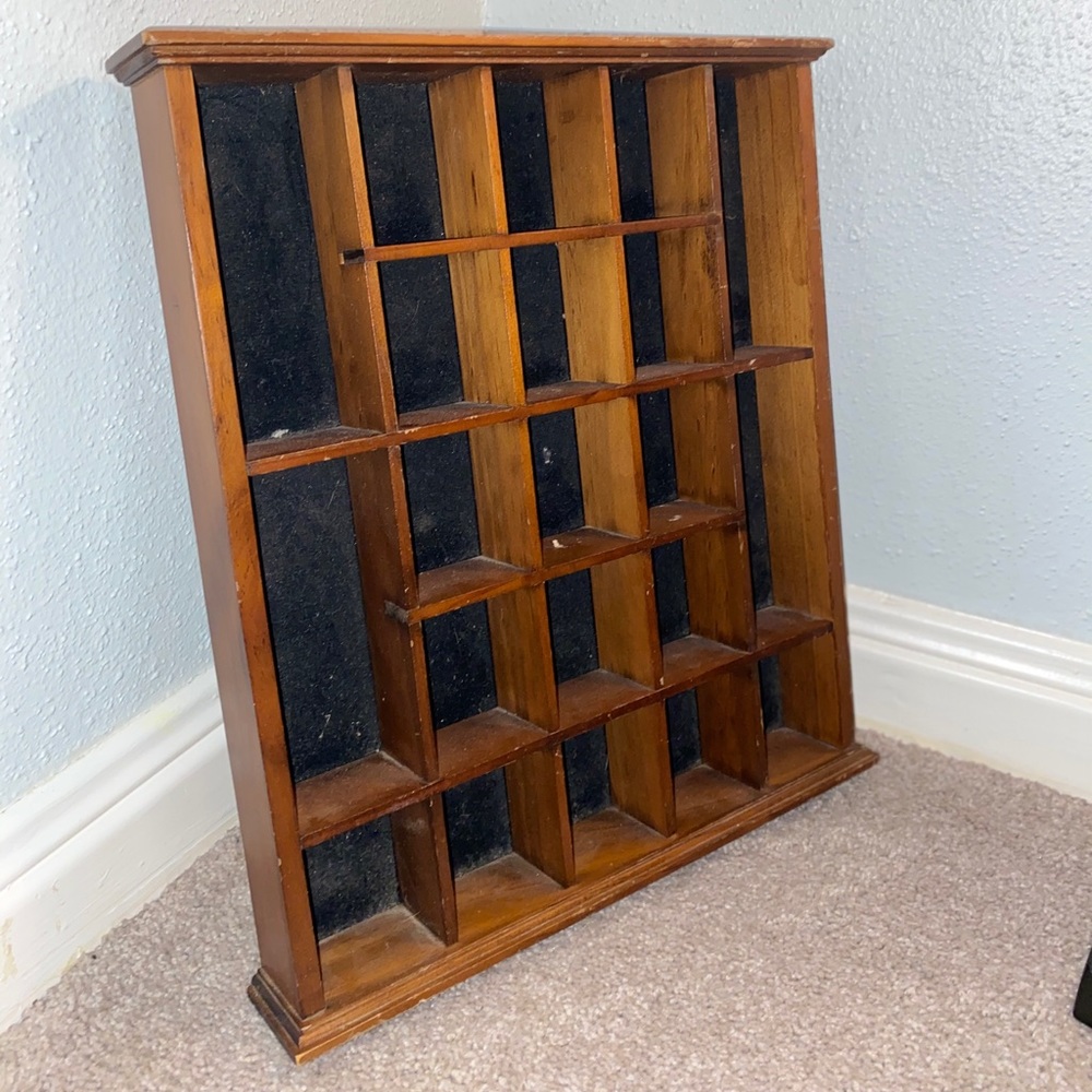 WOODEN SHELF FOR JEWELRY OR CRYSTALS